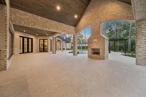 9 Valley Forge Drive Bunker Hill Village TX 77024