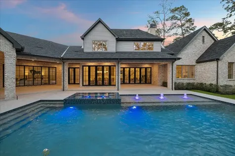 9 Valley Forge Drive Bunker Hill Village TX 77024
