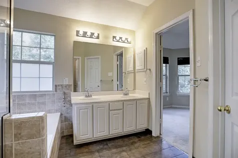 147 N Willow Point Circle The Woodlands TX 77382