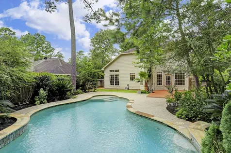 147 N Willow Point Circle The Woodlands TX 77382