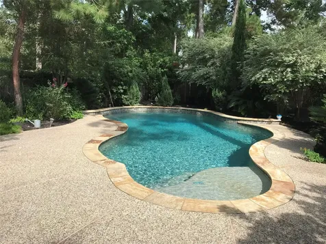 147 N Willow Point Circle The Woodlands TX 77382