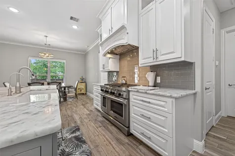 12011 Oak Crest Court Conroe TX 77385
