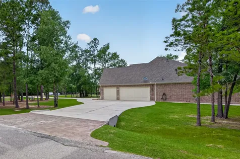 12011 Oak Crest Court Conroe TX 77385