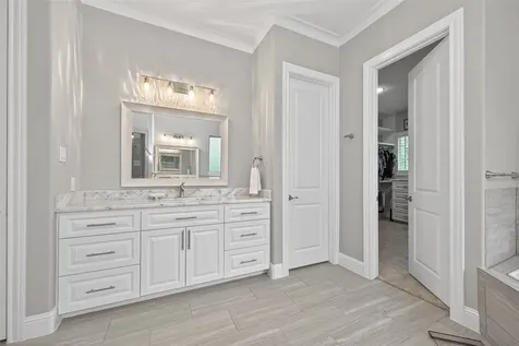 12011 Oak Crest Court Conroe TX 77385