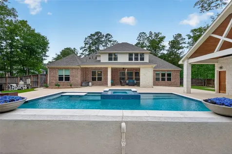 12011 Oak Crest Court Conroe TX 77385