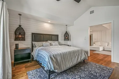 1614 Castaway Street Tiki Island TX 77554