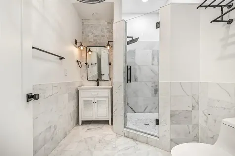 1614 Castaway Street Tiki Island TX 77554