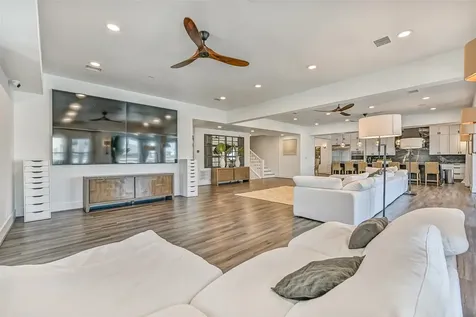 1614 Castaway Street Tiki Island TX 77554