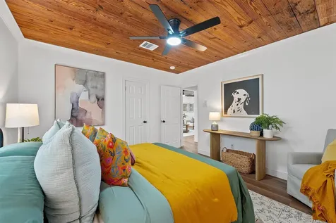 4907 Alamo Drive Galveston TX 77551