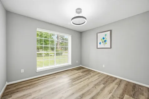 203 Wedgewood Court Oak Ridge North TX 77386