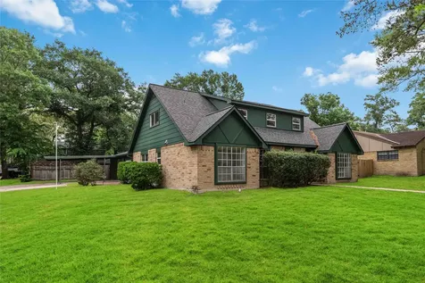 203 Wedgewood Court Oak Ridge North TX 77386