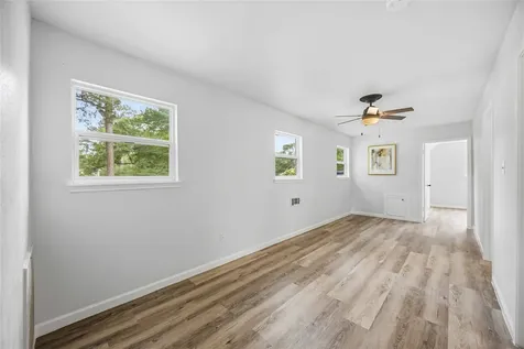 203 Wedgewood Court Oak Ridge North TX 77386