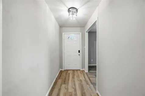 203 Wedgewood Court Oak Ridge North TX 77386