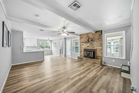 203 Wedgewood Court Oak Ridge North TX 77386