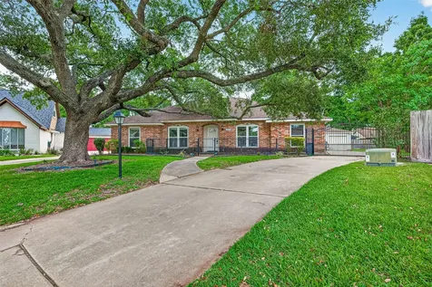 2003 Point Clear Court Missouri City TX 77459