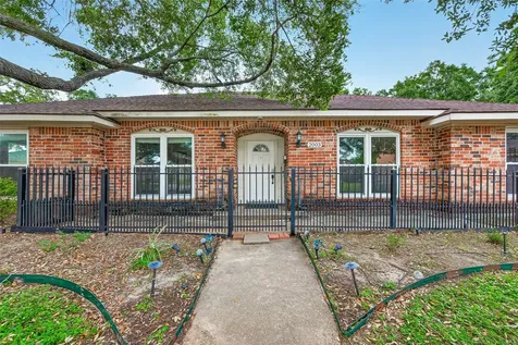 2003 Point Clear Court Missouri City TX 77459