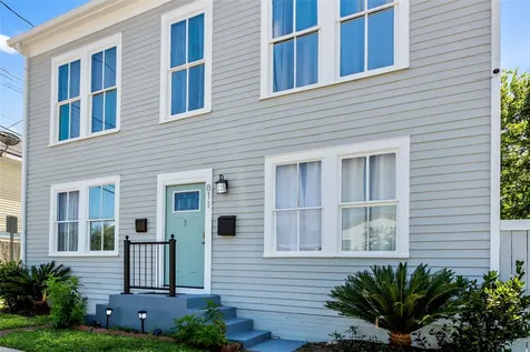811 10th Street Galveston TX 77550