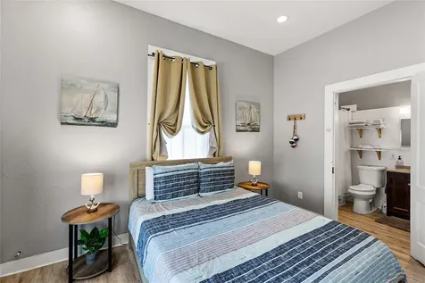 811 10th Street Galveston TX 77550