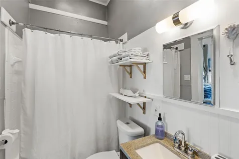 811 10th Street Galveston TX 77550