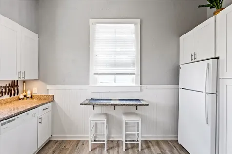 811 10th Street Galveston TX 77550