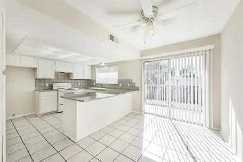 406 Mcconn Court Houston TX 77598