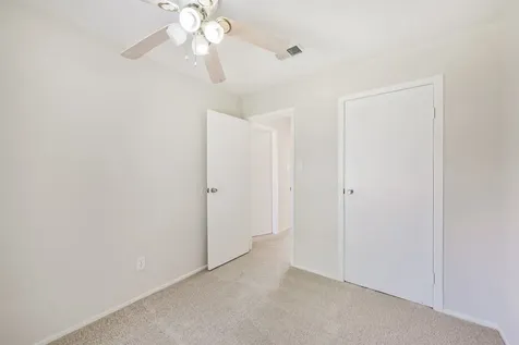 406 Mcconn Court Houston TX 77598