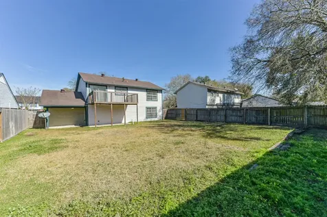 406 Mcconn Court Houston TX 77598