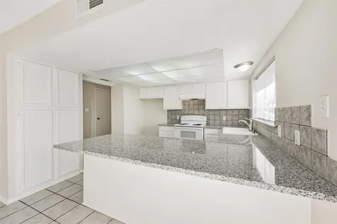 406 Mcconn Court Houston TX 77598