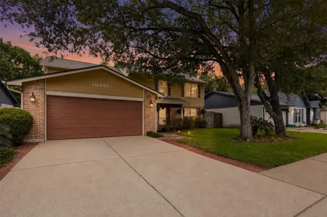 10435 Long River Drive Sugar Land TX 77498