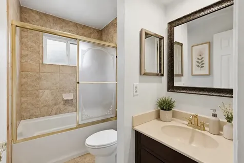 10435 Long River Drive Sugar Land TX 77498
