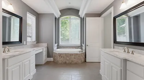 171 Del Monte Pines Drive Montgomery TX 77316