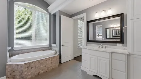 171 Del Monte Pines Drive Montgomery TX 77316