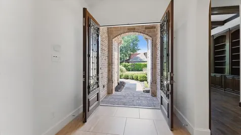 171 Del Monte Pines Drive Montgomery TX 77316