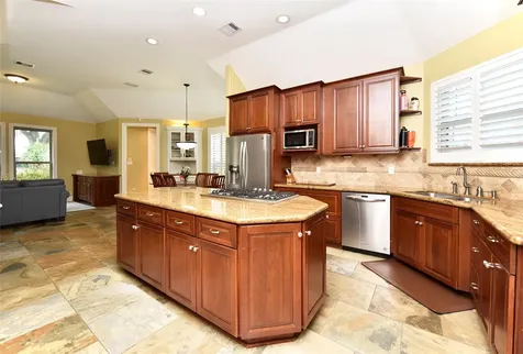 3315 Meadowside Drive Sugar Land TX 77478
