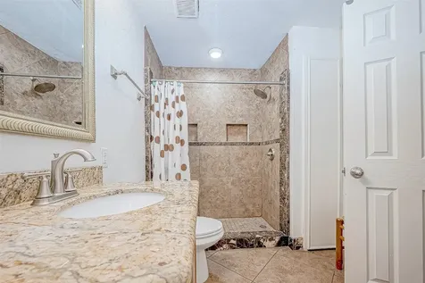 9520 Seawall Boulevard 135 Galveston TX 77554