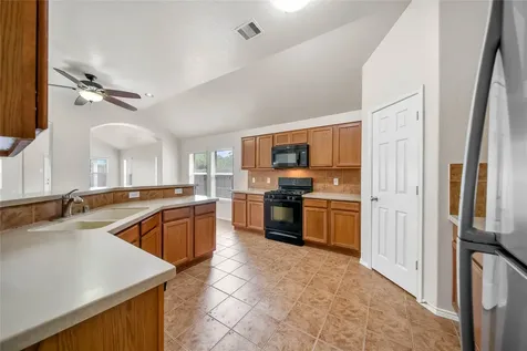 20310 Yosemite Falls Drive Tomball TX 77375