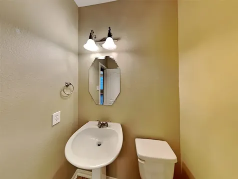 5718 Emerald Brook Lane League City TX 77573