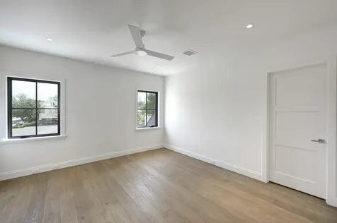 5455 Cedar Creek Drive Houston TX 77056