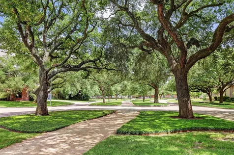 5455 Cedar Creek Drive Houston TX 77056