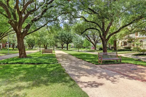 5455 Cedar Creek Drive Houston TX 77056