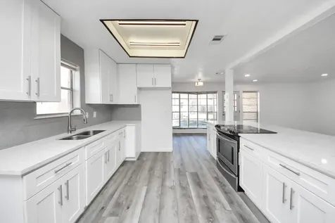 8011 La Roche Lane Houston TX 77036