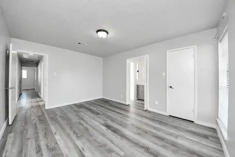 8011 La Roche Lane Houston TX 77036