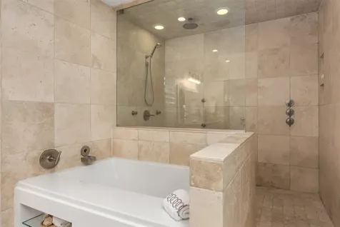 18639 Cape Charles Lane Houston TX 77058