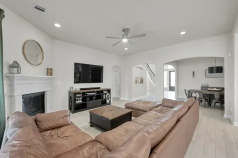 241 Bright Bluff Circle Waller TX 77484