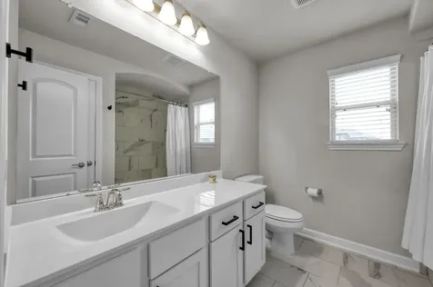 241 Bright Bluff Circle Waller TX 77484