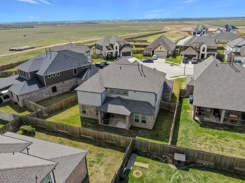 241 Bright Bluff Circle Waller TX 77484
