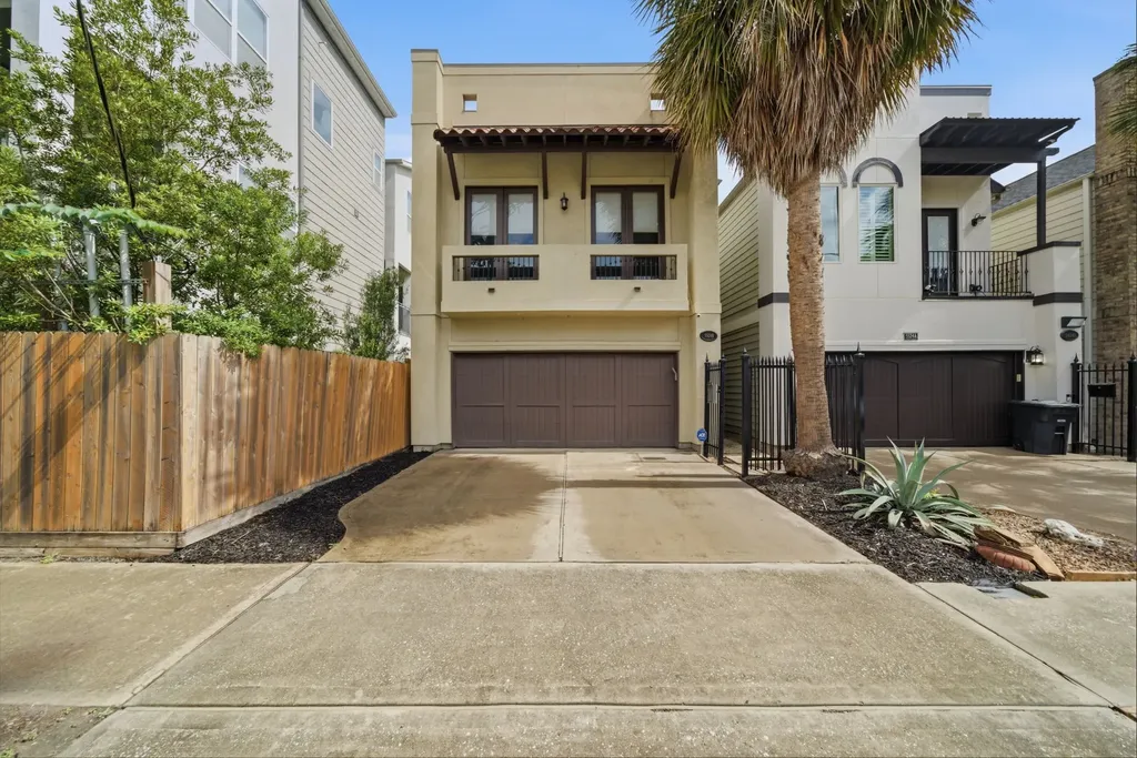 5524 Larkin Street B Houston TX 77007
