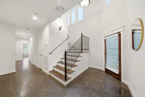 5524 Larkin Street B Houston TX 77007