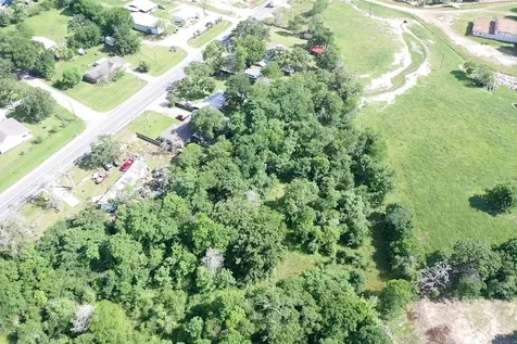 2130 Highway 90 Madisonville TX 77864