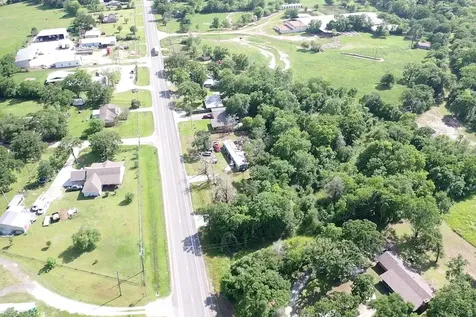 2130 Highway 90 Madisonville TX 77864